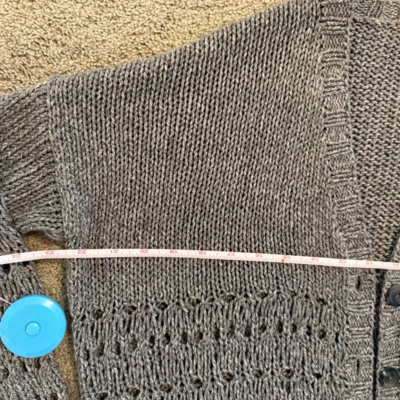 Vince knitted by hand cardigan grey Small - Picture 2 of 9
